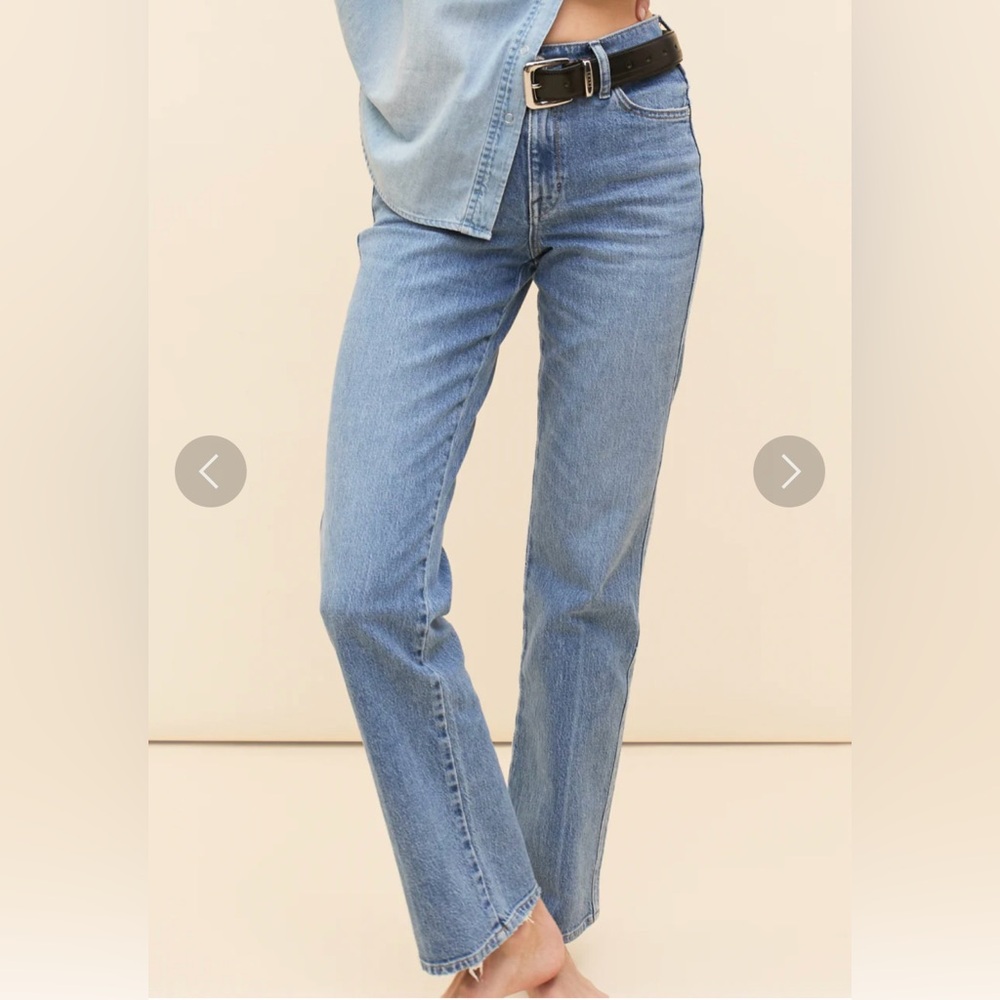 AYR Legend 24 - Light Wash High-Rise Straight Jeans